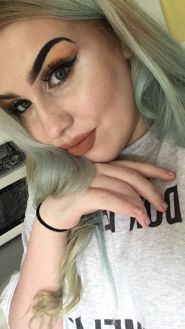 RT @almostelly: @jem_lucy actually adore spicey????my new favourite nude lip colour????#JuiceByJem https://t.co/6h9qSObnH4