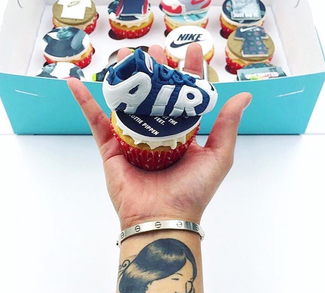 Cupcakes with pictures on them nyc Cupcakes with pictures on them nyc