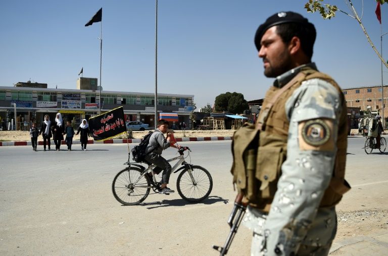 Suicide bomb attack near Shiite mosque in Kabul