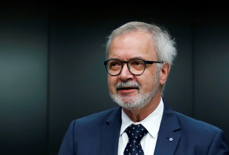 Hoyer, asked on German finance minister post, says 'extremely happy' at EIB