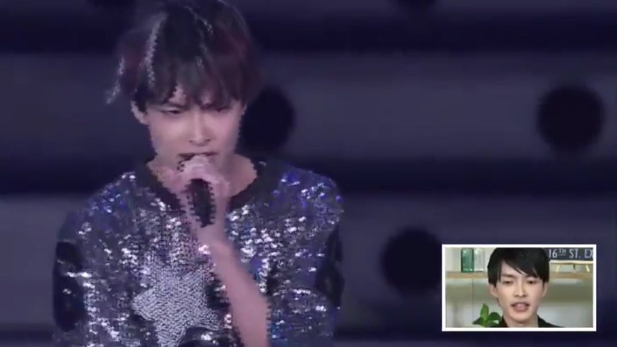 シーサイド2016、BELOVEDのトリ最高だったけどやっぱ田丸篤志のこの服ヤバいしこの振り付け、即洲崎西に真似されてた シーサイド2016、BELOVEDのトリ最高だったけどやっぱ田丸篤志のこの服ヤバいしこの振り付け、即洲崎西に真似されてた