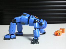 ダンボール戦機の話になった流れでまだ組み立ててないAX-00を見せてもらったけど、組み立てて!LBXの中で一番関節が回る ダンボール戦機の話になった流れでまだ組み立ててないAX-00を見せてもらったけど、組み立てて!LBXの中で一番関節が回る