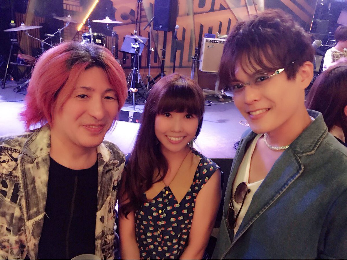 この日STELLA GARDENとして歌唱されたSADAさんのお引き合わせで音楽プロデューサーのHΛLさんとお話しさせて この日STELLA GARDENとして歌唱されたSADAさんのお引き合わせで音楽プロデューサーのHΛLさんとお話しさせて