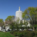 Former Oregon health officials skip hearing into smear plan