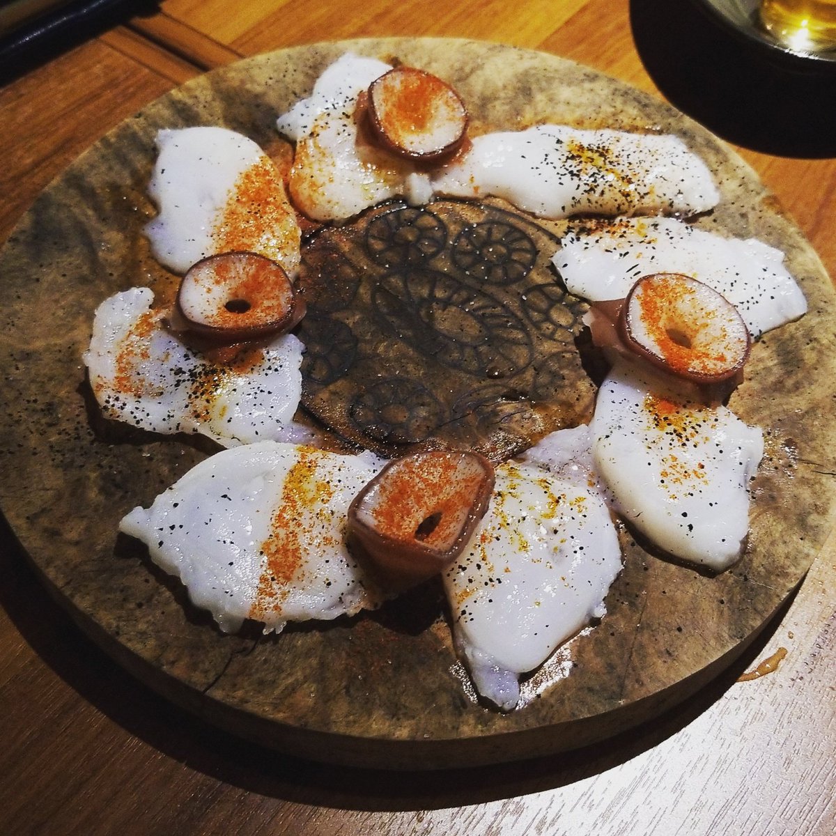 そーいや、昨日は新橋の怪獣酒場に行ってきましたよー。この先しばらく行けなくなるなぁと思いまして。で、相変わらずうちの息子 そーいや、昨日は新橋の怪獣酒場に行ってきましたよー。この先しばらく行けなくなるなぁと思いまして。で、相変わらずうちの息子