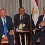 Netanyahu meets with Egypt’s Sissi in first public talks