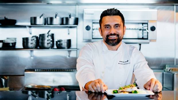 Popular NZ chef Michael Meredith closing restaurant to focus on fatherhood