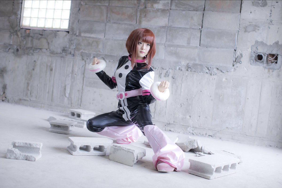 僕のヒーローアカデミア 麗日お茶子 コスプレ個性 : 無重力(ゼログラビティ)『超過するとゲロ吐くぞ!』photo by 僕のヒーローアカデミア 麗日お茶子 コスプレ個性 : 無重力(ゼログラビティ)『超過するとゲロ吐くぞ!』photo by