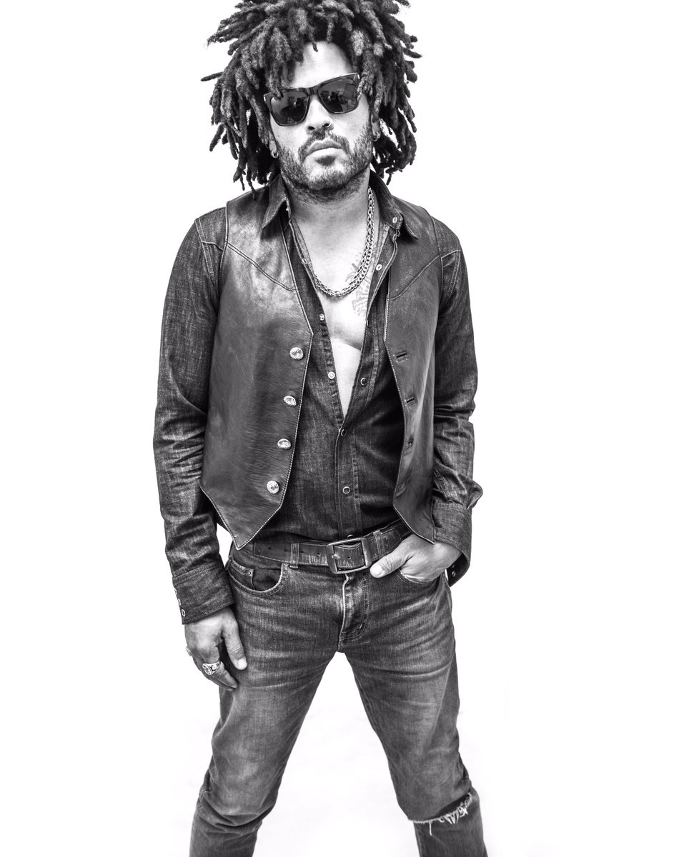 IT'S TIME TO TAKE A STAND! #LETLOVERULE
????: @candyTman https://t.co/9YsnGEzXP5