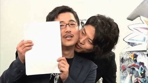 怪獣娘に迫るジャグラーの闇の仕草も追加だ! 怪獣娘に迫るジャグラーの闇の仕草も追加だ!