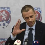 UEFA: Ceferin demande aux politiques européens un vrai soutien pour réformer les transferts
