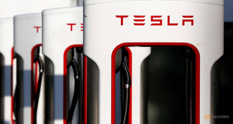 Tesla working with AMD to develop chip for self-driving car: CNBC