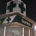 Carabineros indaga robo a farmacia en Providencia