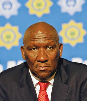 There are corrupt officials in the agriculture department – Bheki Cele