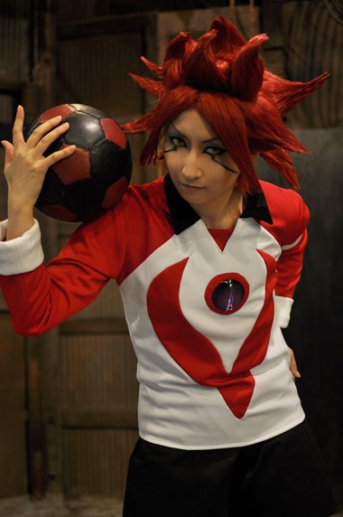 (コスプレ注意)イナズマイレブン バーン ガゼルどっちも私です。そういえば一人でバンガゼしてるなと画像整理してたので、こ (コスプレ注意)イナズマイレブン バーン ガゼルどっちも私です。そういえば一人でバンガゼしてるなと画像整理してたので、こ