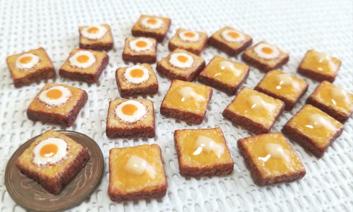 樹脂粘土とレジンで、ミニチュアフードのパンを作ったよ😃目玉焼き乗せ(天空の城ラピュタの)&バタートースト🍞こんがりサクふ 樹脂粘土とレジンで、ミニチュアフードのパンを作ったよ😃目玉焼き乗せ(天空の城ラピュタの)&バタートースト🍞こんがりサクふ