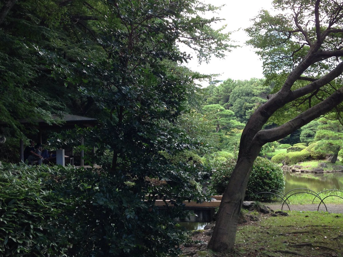 「言の葉の庭」は、当時映画館で見ることが出来なかったんだけど、「君の名は。」の人気でリバイバル上映があって、それで観に行 「言の葉の庭」は、当時映画館で見ることが出来なかったんだけど、「君の名は。」の人気でリバイバル上映があって、それで観に行