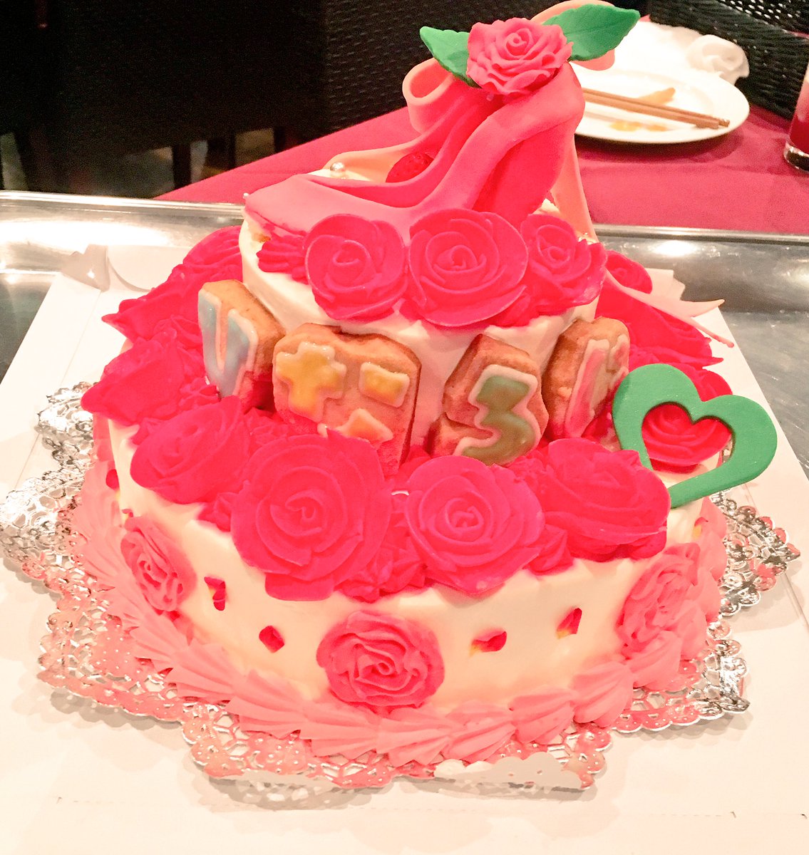 #ひなろじ ご視聴ありがとうございました!最終回はみんなで集まって観てました🎂✨こんなに愛の溢れる作品で、華恋ちゃんを演 #ひなろじ ご視聴ありがとうございました!最終回はみんなで集まって観てました🎂✨こんなに愛の溢れる作品で、華恋ちゃんを演