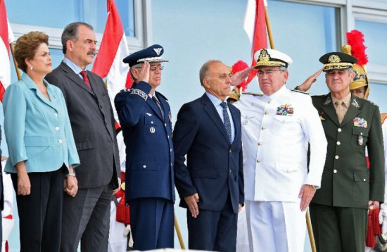 General's 'intervention' comment raises eyebrows in Brazil