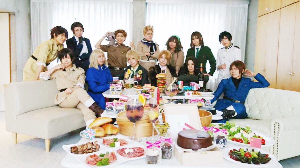 今日はヘタリアでごはん 楽しいー✨ #世界料理会議 今日はヘタリアでごはん 楽しいー✨ #世界料理会議