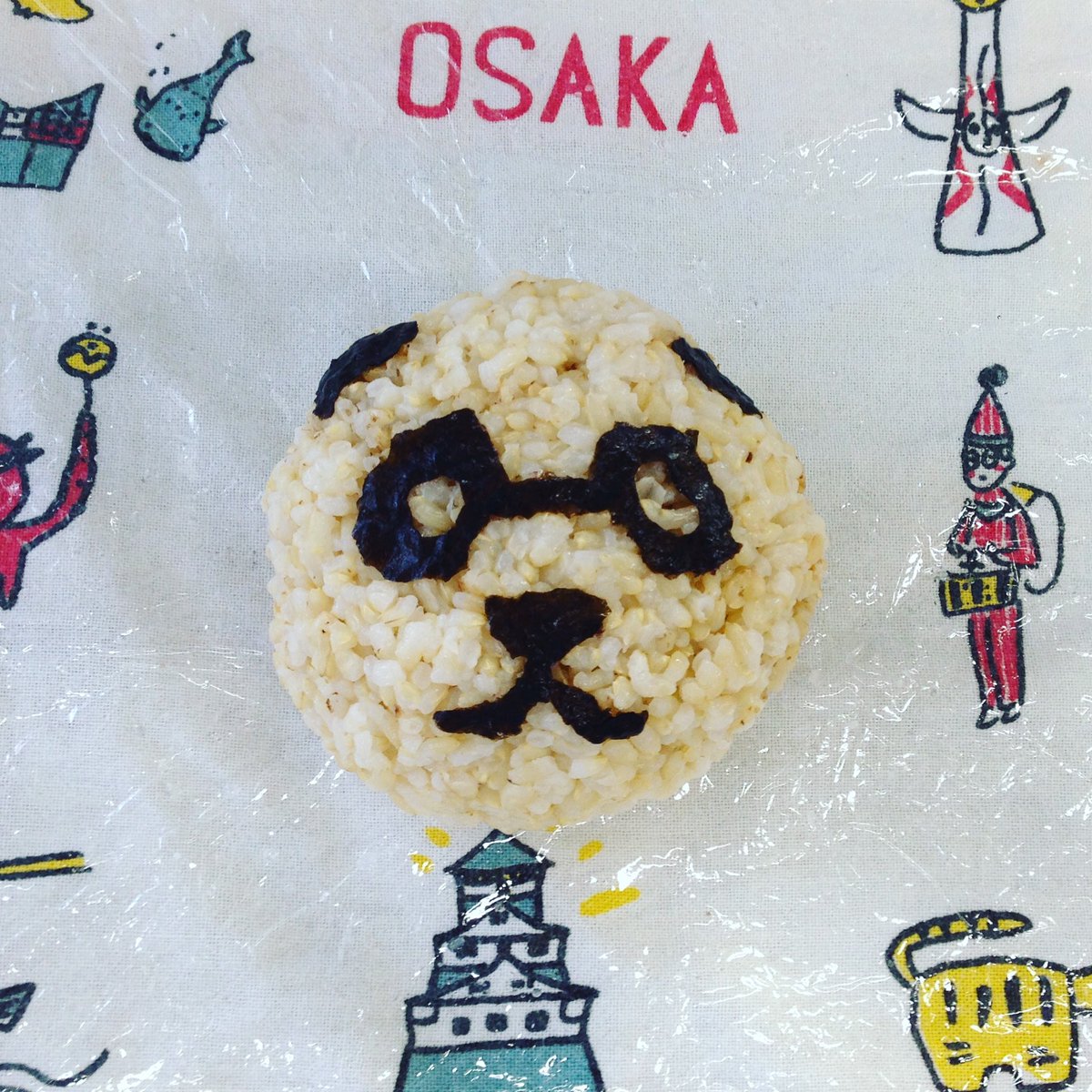 怪人パンダキース。東京上野はパンダフィーバー。関西との温度差がすごいよね。#今日の共食い #onigiri #riceb 怪人パンダキース。東京上野はパンダフィーバー。関西との温度差がすごいよね。#今日の共食い #onigiri #riceb