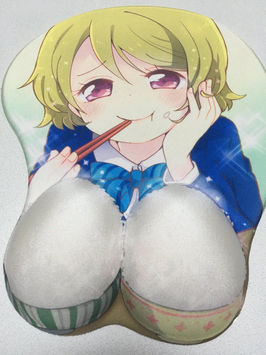 2年前のコミケで買ったマウスパッドを今更開封← 2年前のコミケで買ったマウスパッドを今更開封←