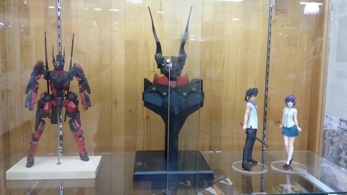 クロムクロ最終回から一年、富山ねんど会クロムクロ作品をおもちゃのバンビ本郷店にて展示しております。お時間のおありの方は是 クロムクロ最終回から一年、富山ねんど会クロムクロ作品をおもちゃのバンビ本郷店にて展示しております。お時間のおありの方は是