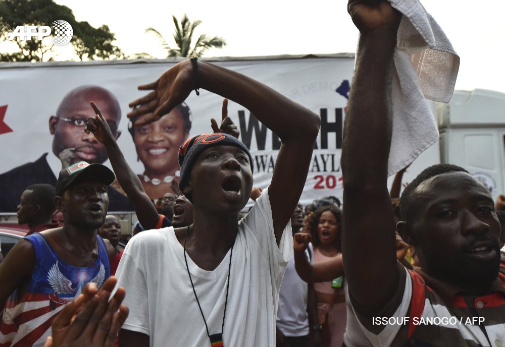Weah and Boakai ahead in Liberia election partial results