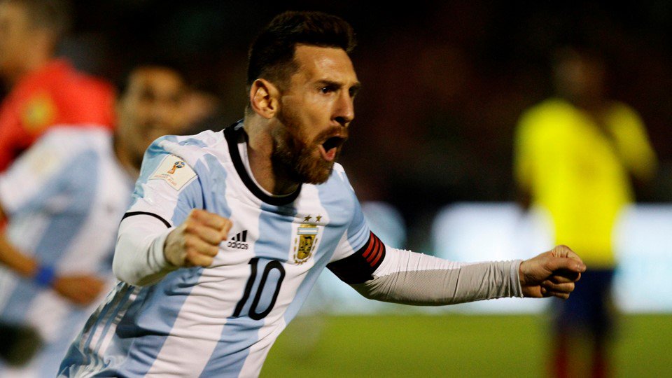 RT @FCBarcelona: ???? #Messi ⚽️⚽️⚽️ = Argentina ???????? #Russia2018 https://t.co/xyUSdkIO5F
