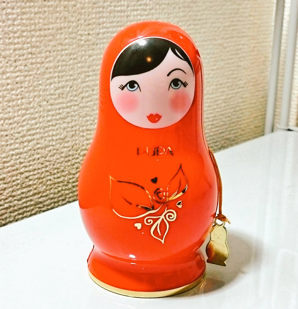 これもPUPAのマトリョーシカ型グロス&シャドウ これもPUPAのマトリョーシカ型グロス&シャドウ
