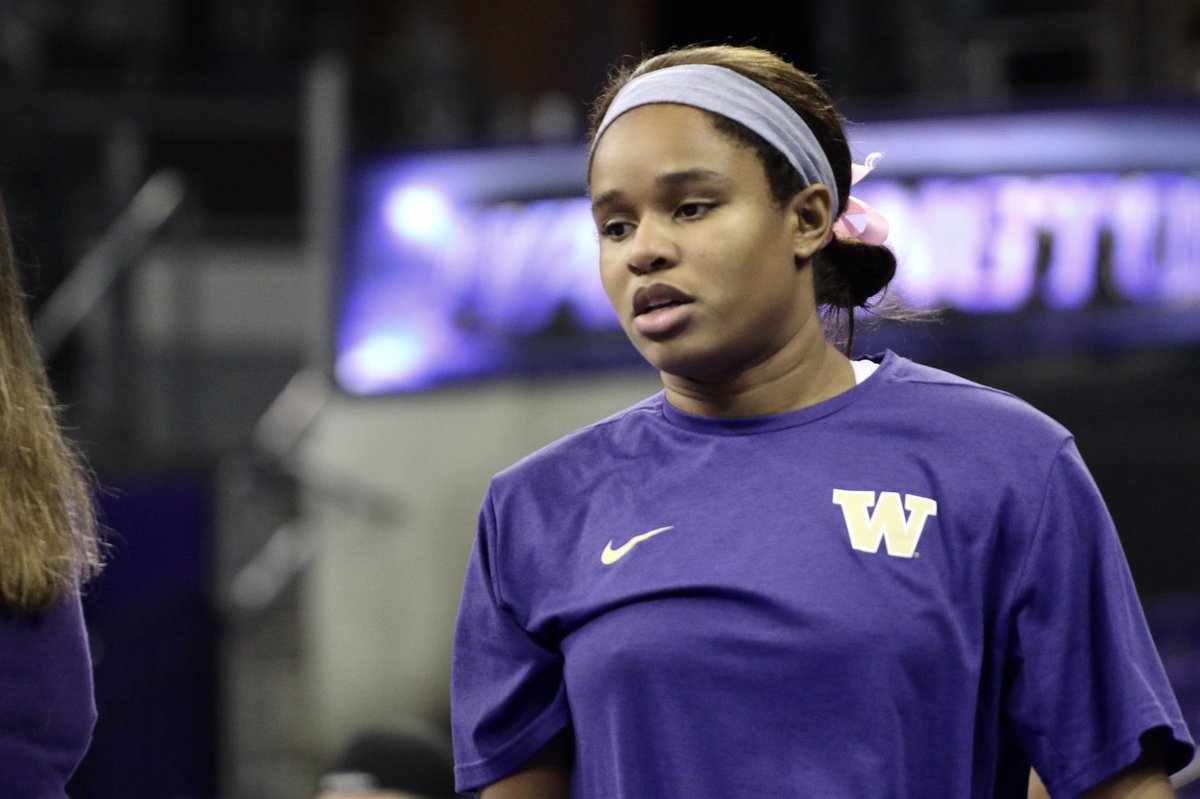 #PointHuskies