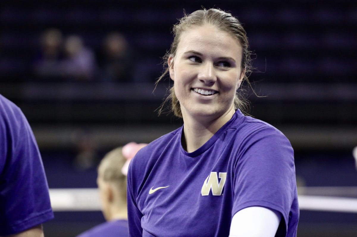 #PointHuskies
