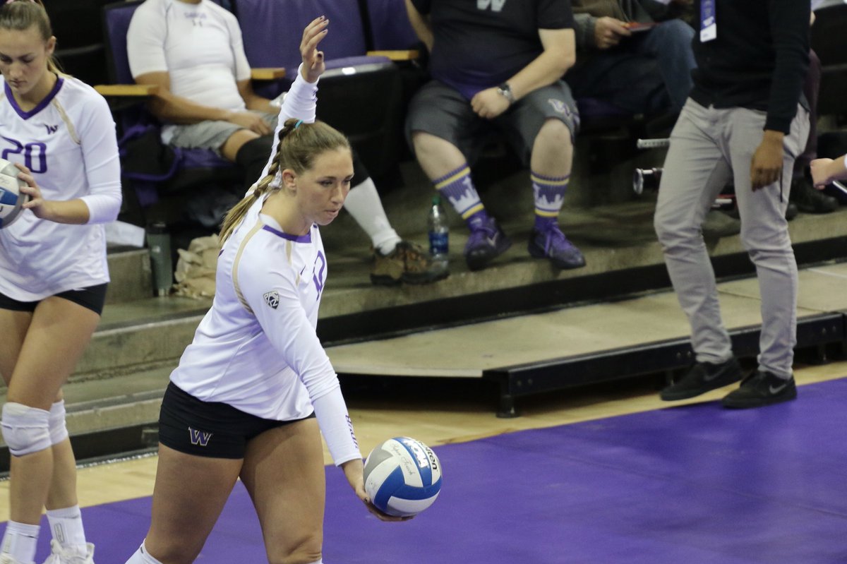 #PointHuskies