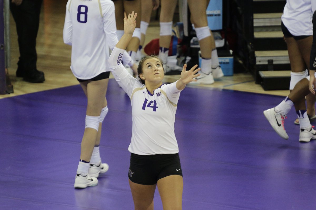 #PointHuskies