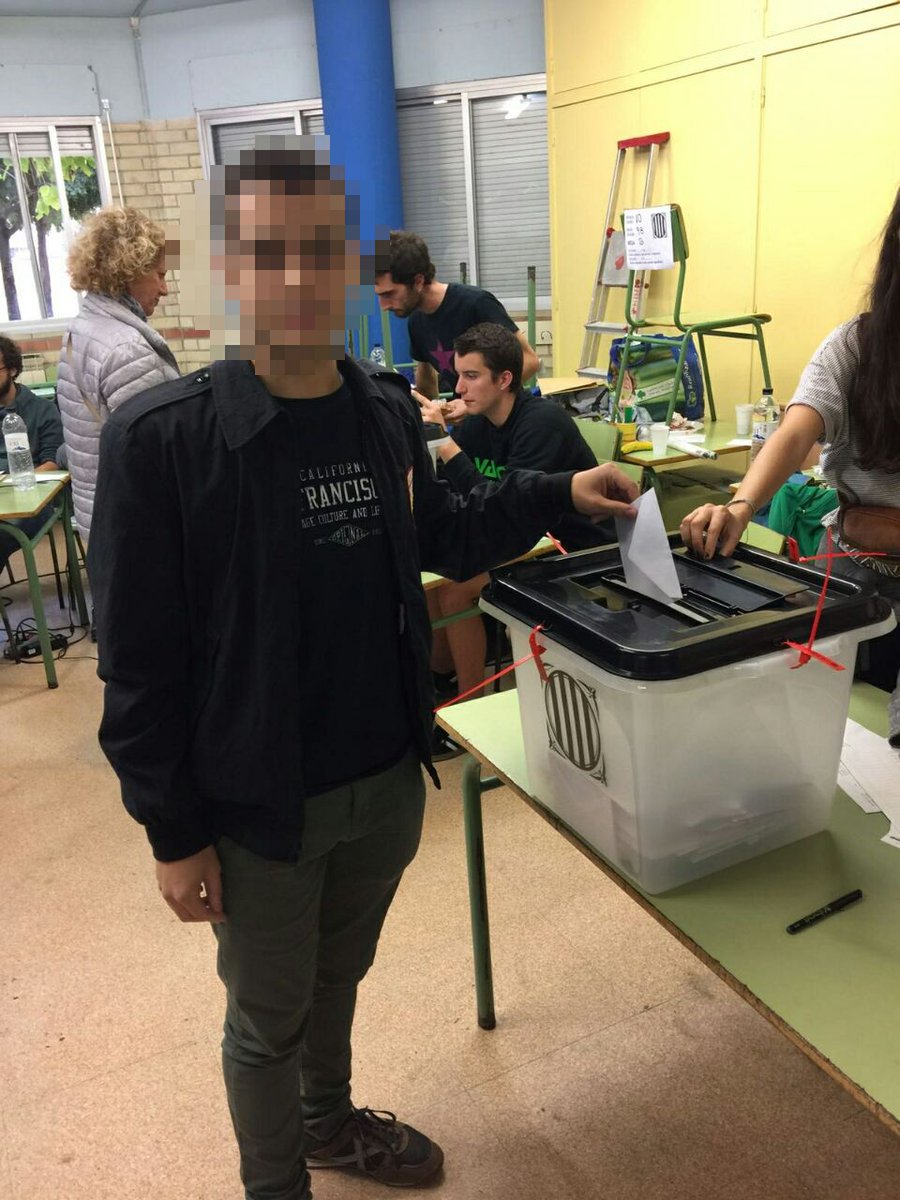 [EL PAIS]카탈루냐 시민1인이 여러번 투표가 가능하다