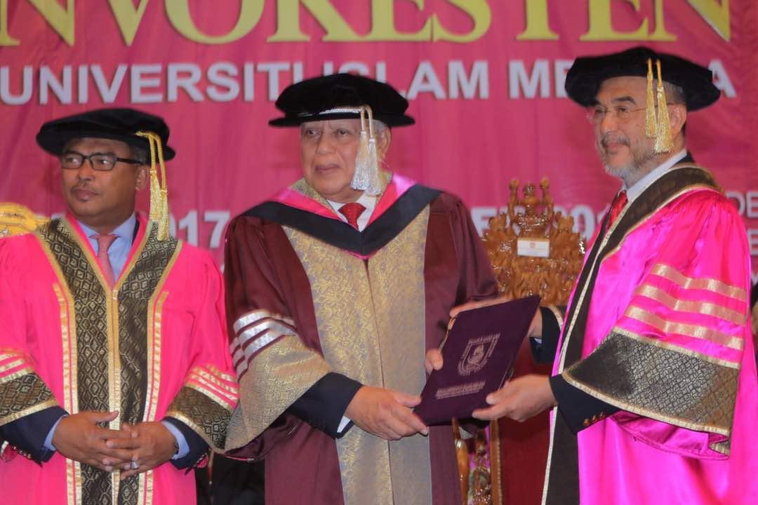 Melaka governor awarded PhD in History
