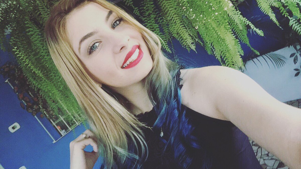 #ARMYSelcaDay