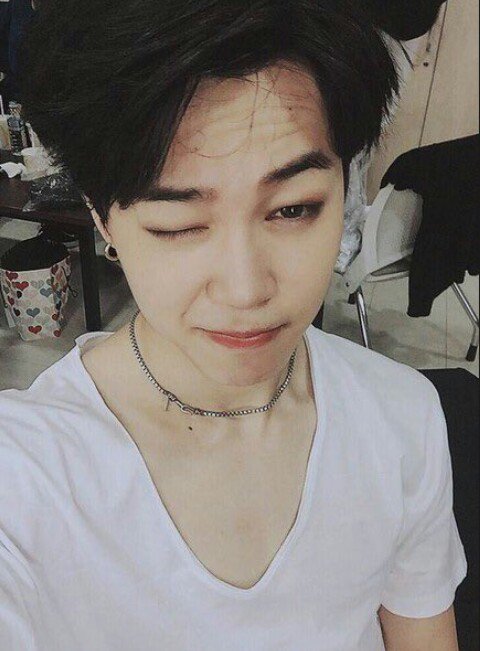 #ARMYSelcaDay