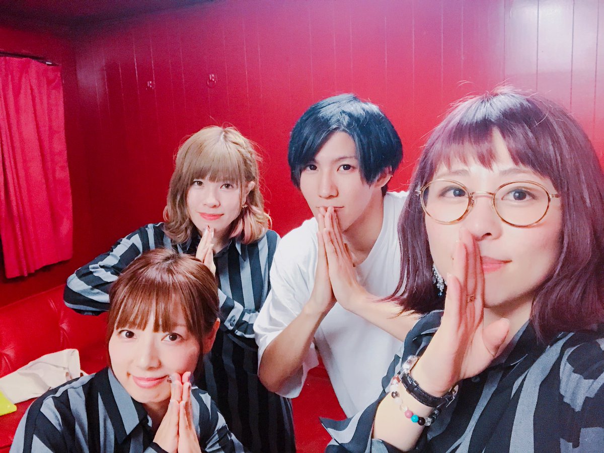 乱躁の写真〜!の中でも珍しいやつ!!しゃばすてのお姉さま方と!初しゃばすて〜🙏で撮れた♡今度踊りましょうね( ˘ω˘ ) 乱躁の写真〜!の中でも珍しいやつ!!しゃばすてのお姉さま方と!初しゃばすて〜🙏で撮れた♡今度踊りましょうね( ˘ω˘ )
