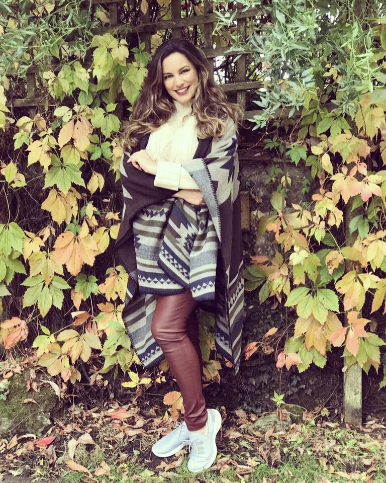Thank you @SKECHERS_UK for my New #YoubySkechers Perfect for my Autumnal Walks ???????????????????????? https://t.co/HsBsUDCToQ