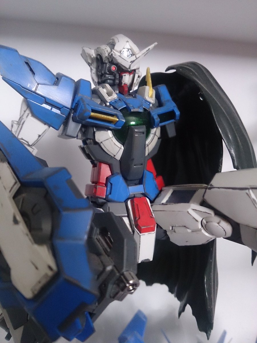 #ガンダム00十周年何だかんだエクシアが好き。当時エクシアみたときはビーダマンかよ!と思ってました、はい #ガンダム00十周年何だかんだエクシアが好き。当時エクシアみたときはビーダマンかよ!と思ってました、はい