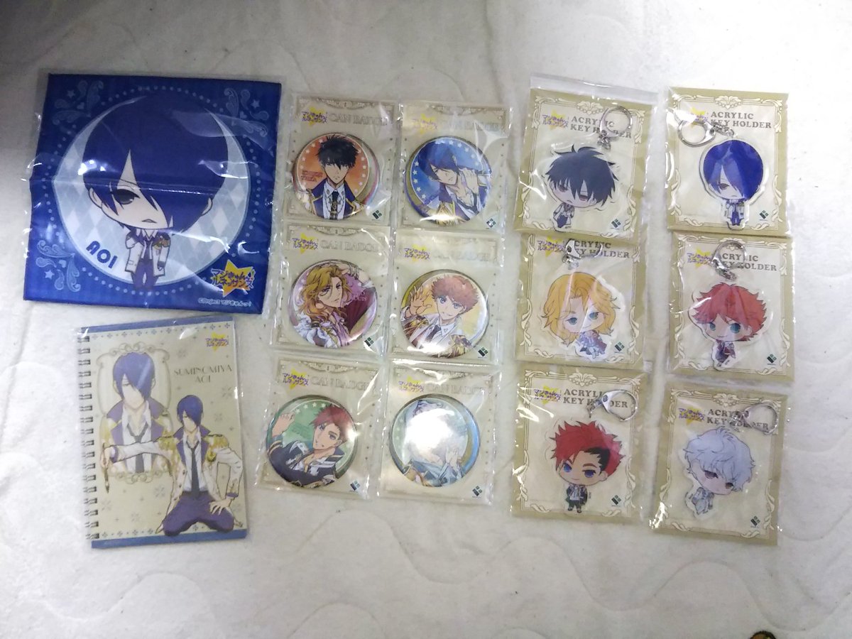 マジきゅんのグッズだけで14点。他にも欲しいやつあったけど揃うやつだけ買った!ハンカチ全部欲しかったな#マジきゅんっルネ マジきゅんのグッズだけで14点。他にも欲しいやつあったけど揃うやつだけ買った!ハンカチ全部欲しかったな#マジきゅんっルネ
