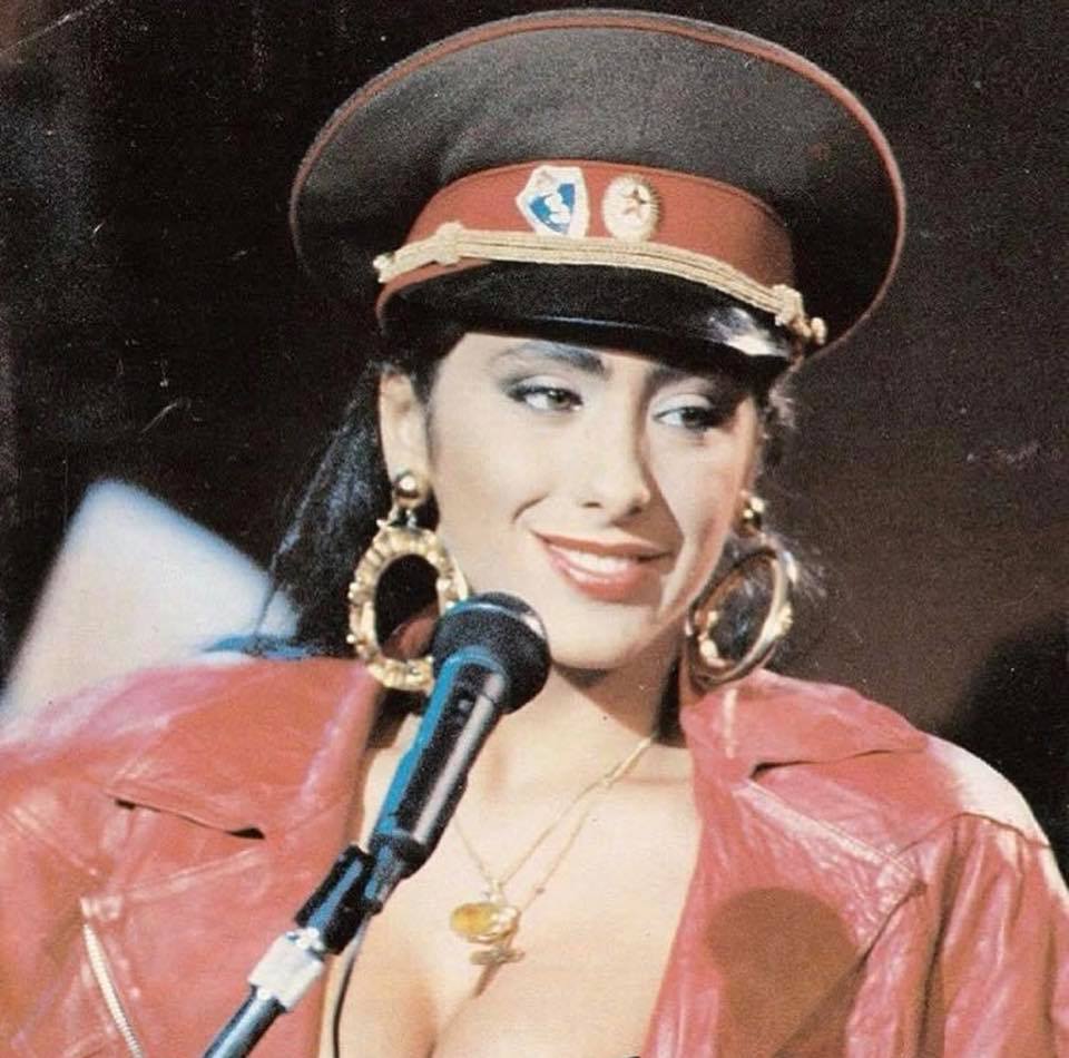 #onceuponatime #80s #1989 #young #girl #russia #live #concert #picoftheday #me #sabrinasalerno https://t.co/j3ssYOJa3c