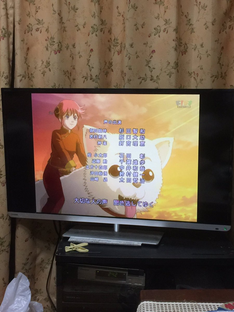 銀魂の時々OPとED入れ替える演出好きだw 銀魂の時々OPとED入れ替える演出好きだw