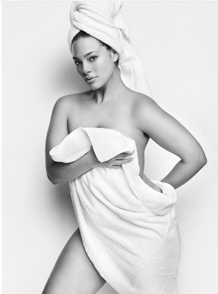 So honored to have @MarioTestino shoot me for his #towelseries 147! ???????? https://t.co/BYnWobz60a