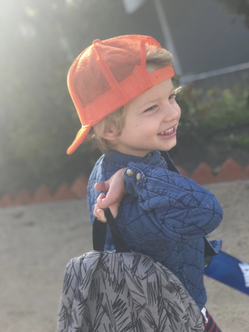 Who is this excited going into school on a Tuesday?! #ACEKNUTE https://t.co/5BVmLv8EJW