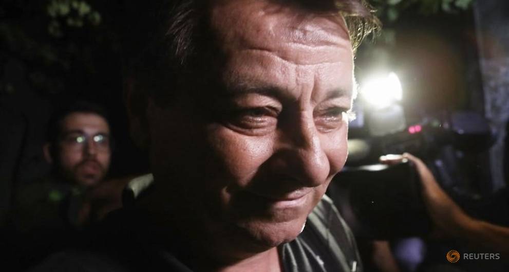 Brazil Supreme Court blocks extradition of Italian leftist ex-guerrilla Battisti
