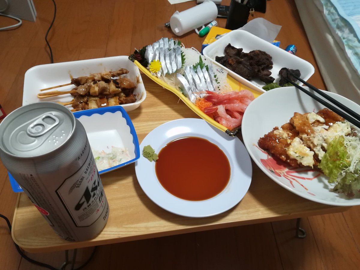 たまこラブストーリー見ながらひとり合宿お疲れ打ち上げしてる たまこラブストーリー見ながらひとり合宿お疲れ打ち上げしてる
