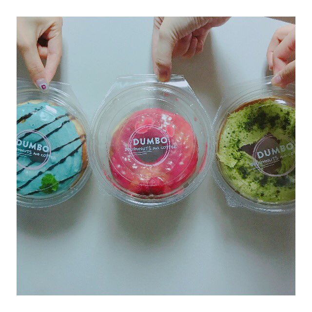 楽屋待機中にインスタごっこ🍩♪ #恋愛暴君 #青山吉能 #沼倉愛美 #長野佑紀 #高橋李依 楽屋待機中にインスタごっこ🍩♪ #恋愛暴君 #青山吉能 #沼倉愛美 #長野佑紀 #高橋李依