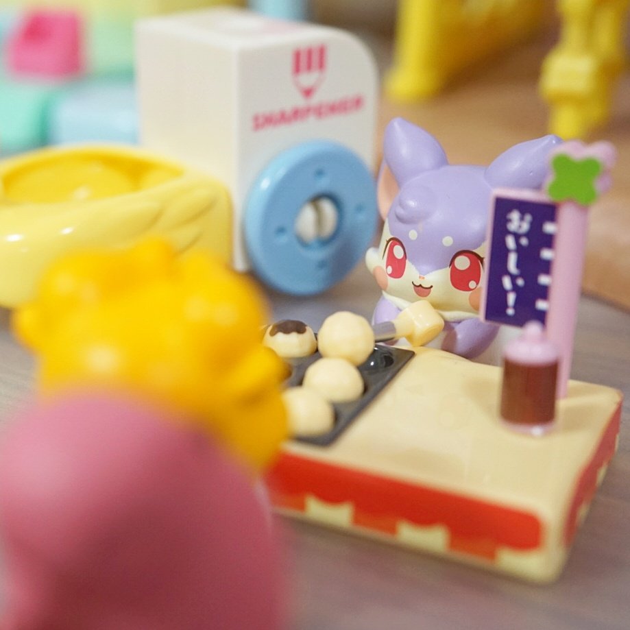 レンジ「学校祭でも一儲けだぜ❗」モグタン「ステージ見に行く前にたこ焼き買うぐう🎶」#cocotama レンジ「学校祭でも一儲けだぜ❗」モグタン「ステージ見に行く前にたこ焼き買うぐう🎶」#cocotama